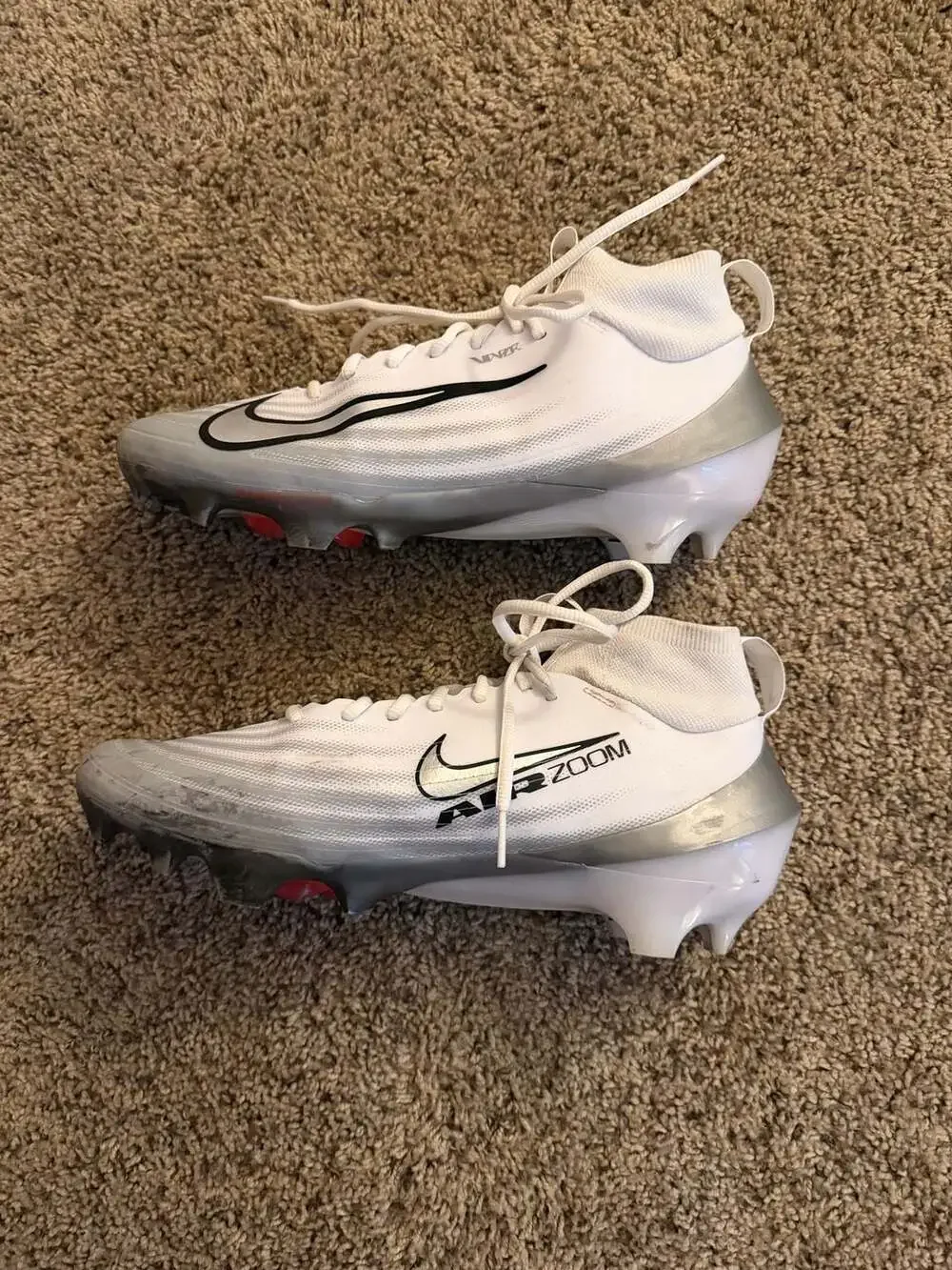 Nike Air Zoom Vapor Pro 1 Football Cleats White/Metallic Silver